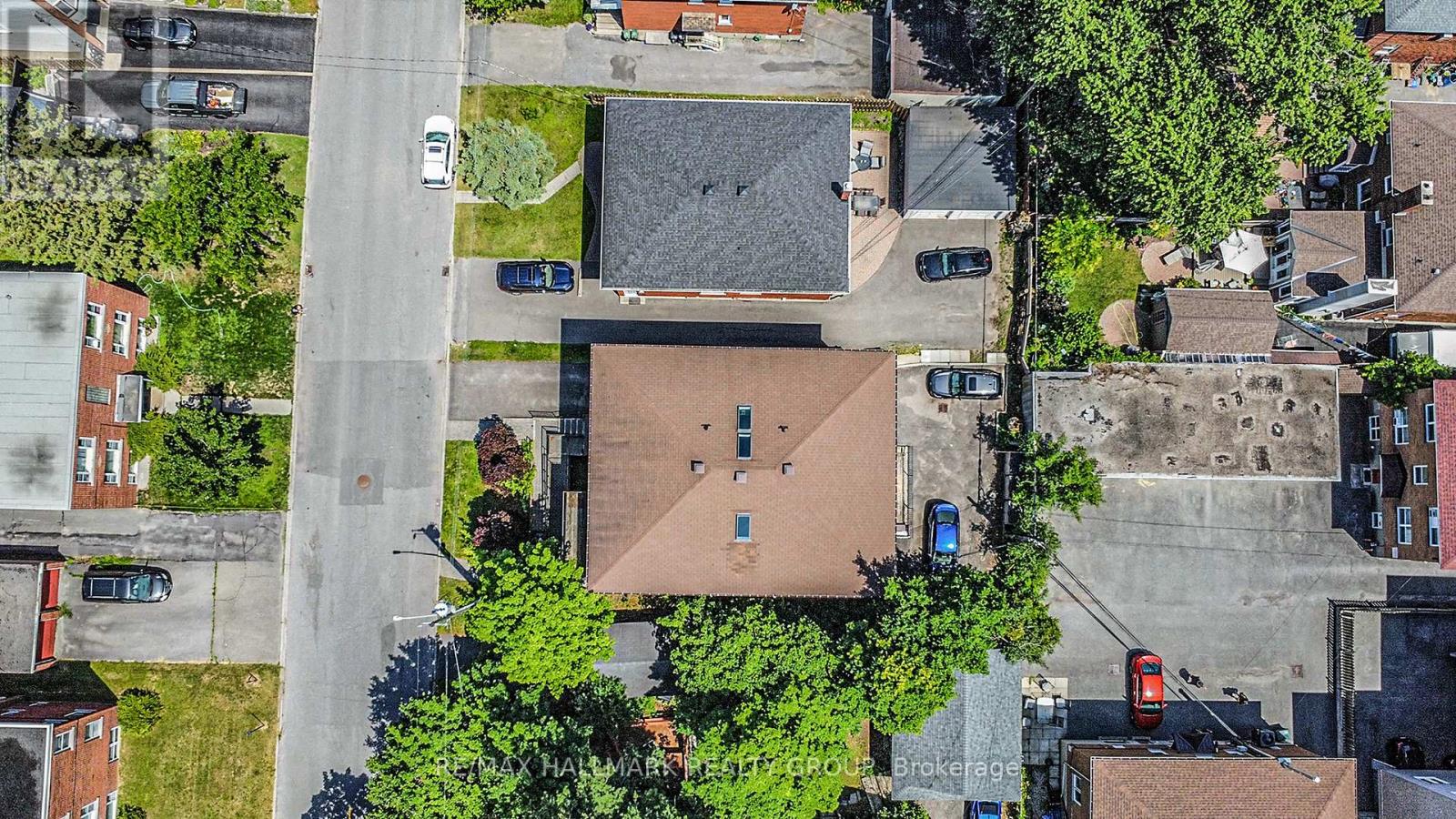 324 CURRELL AVENUE