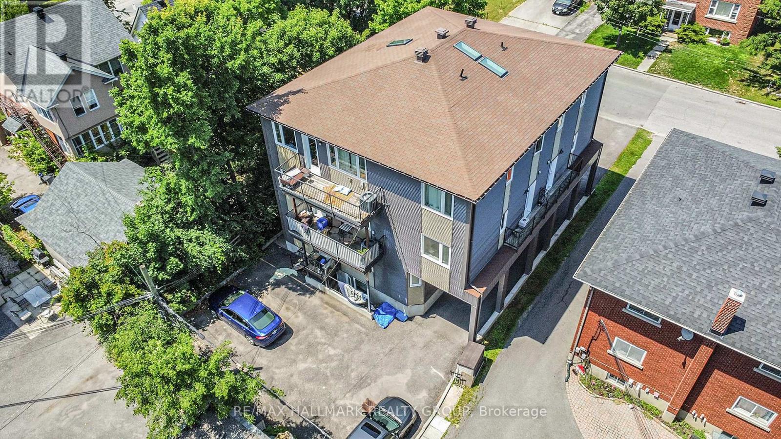 324 CURRELL AVENUE