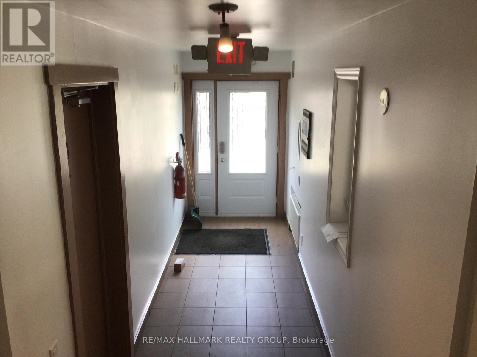 324 CURRELL AVENUE