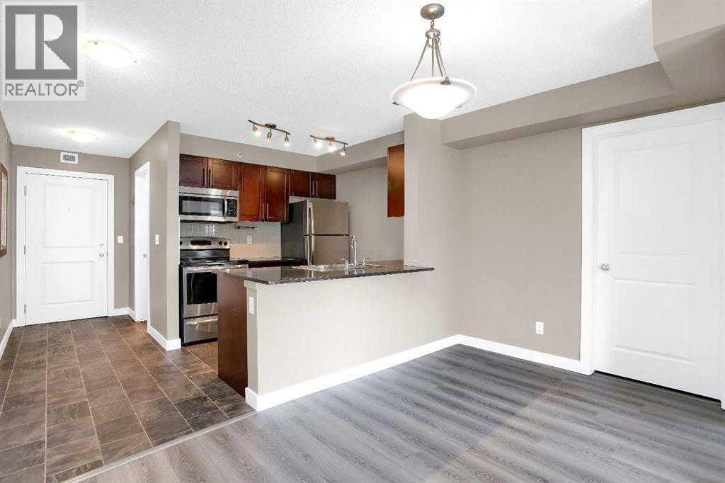 9407, 403 Mackenzie Way SW