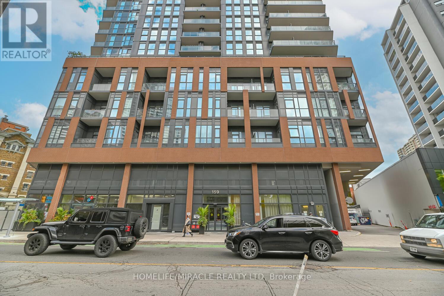 604 - 159 WELLESLEY STREET E