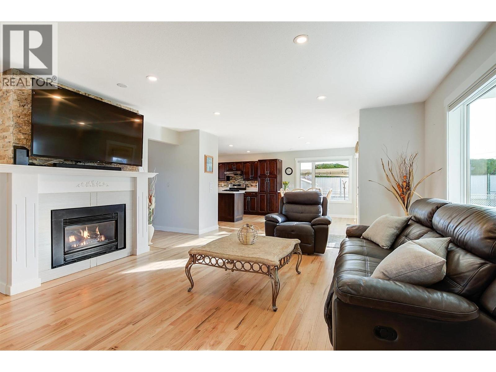 2547 Sexsmith Road