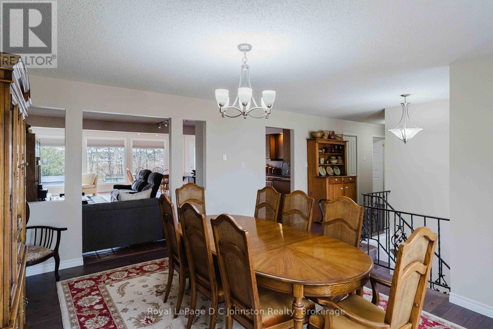 343 MAPLE DRIVE