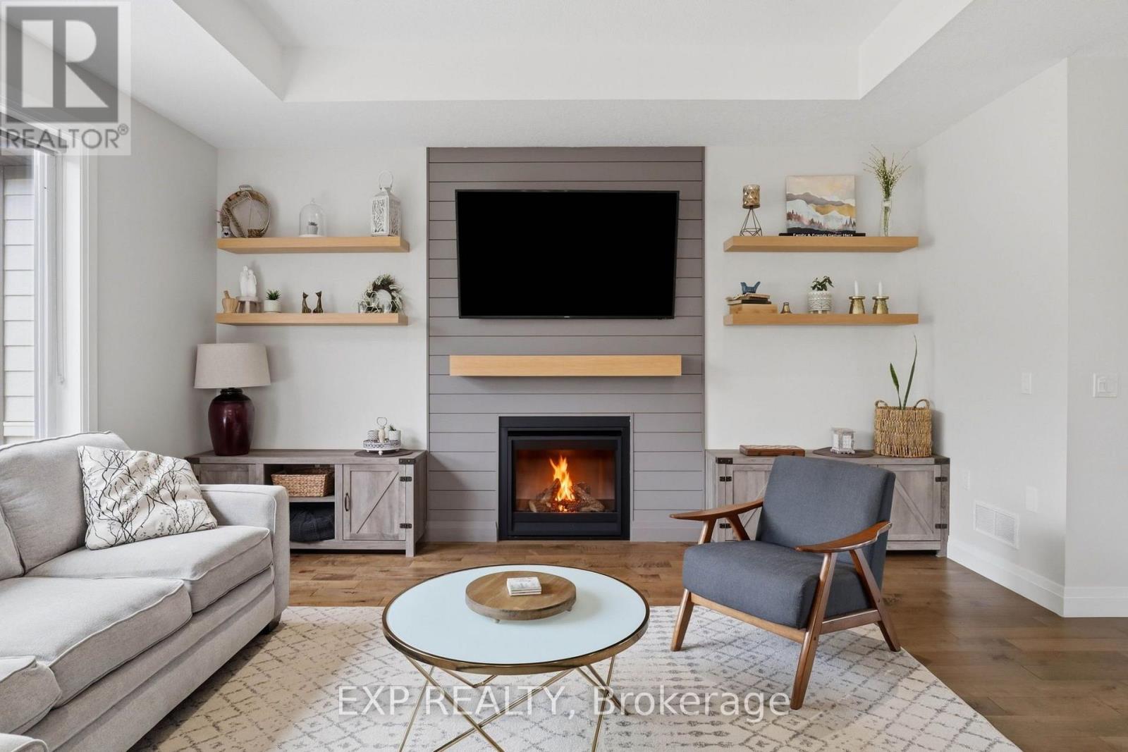 541 BENNETT CRESCENT