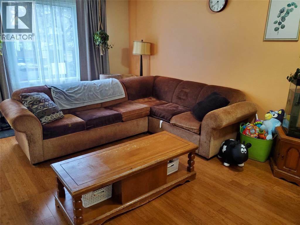 877 CARLETON PLACE Unit# 1