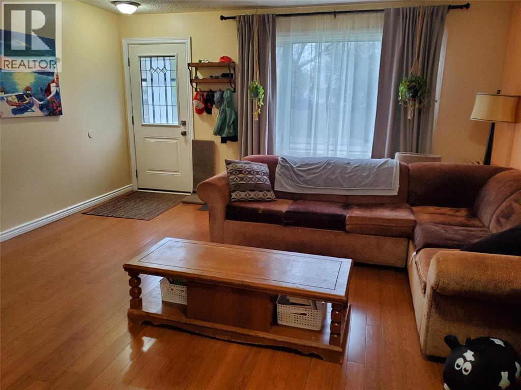 877 CARLETON PLACE Unit# 1