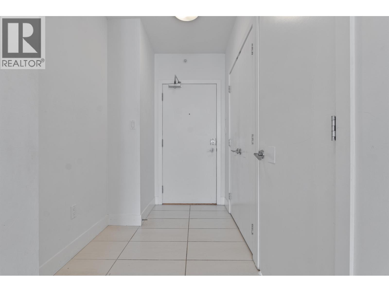 1602 4808 HAZEL STREET