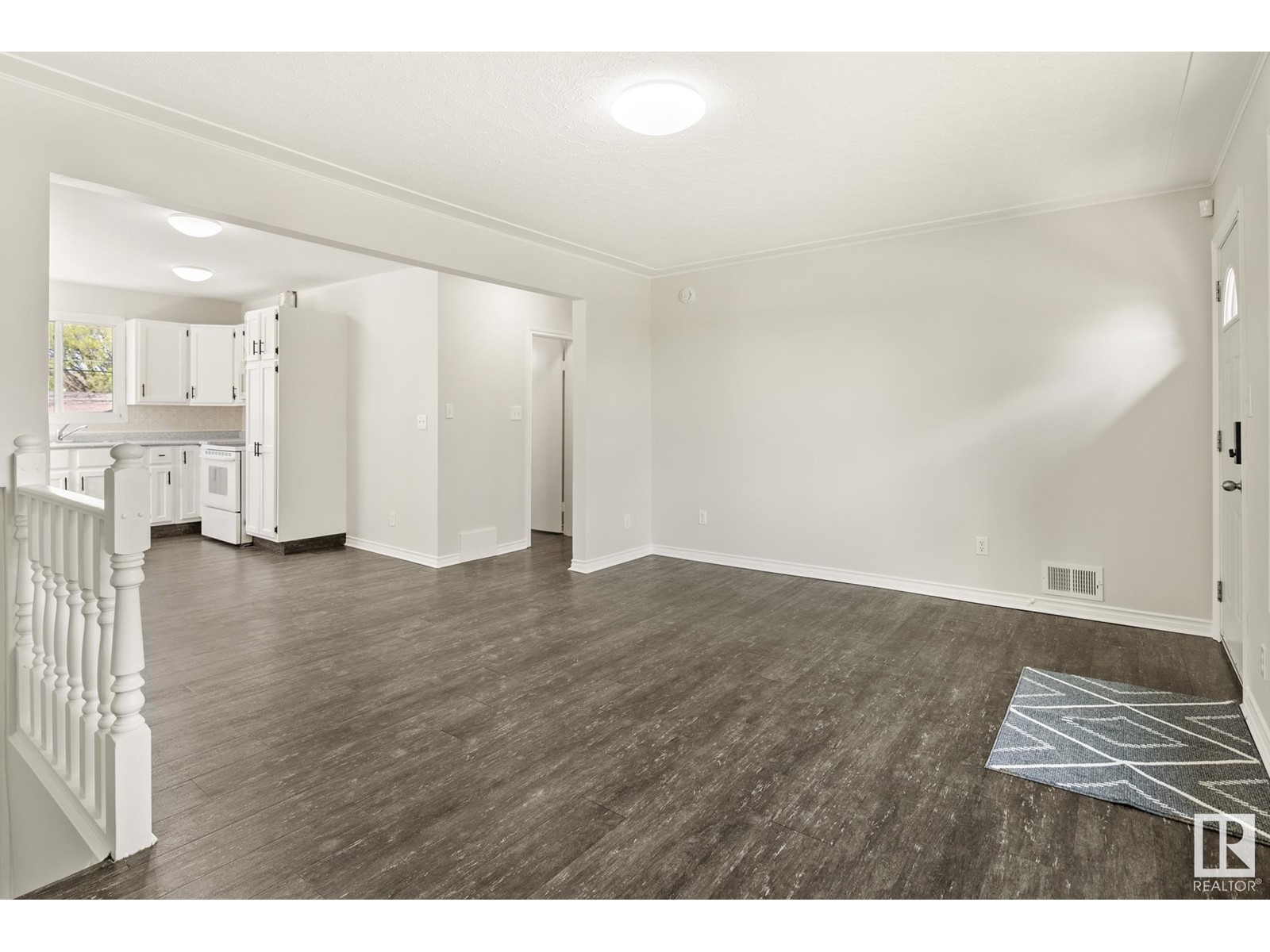 12722 113a ST NW