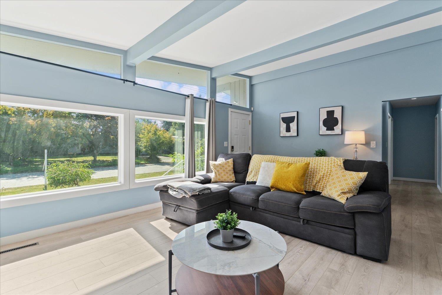 45415 BARTON AVENUE|Chilliwack Proper West