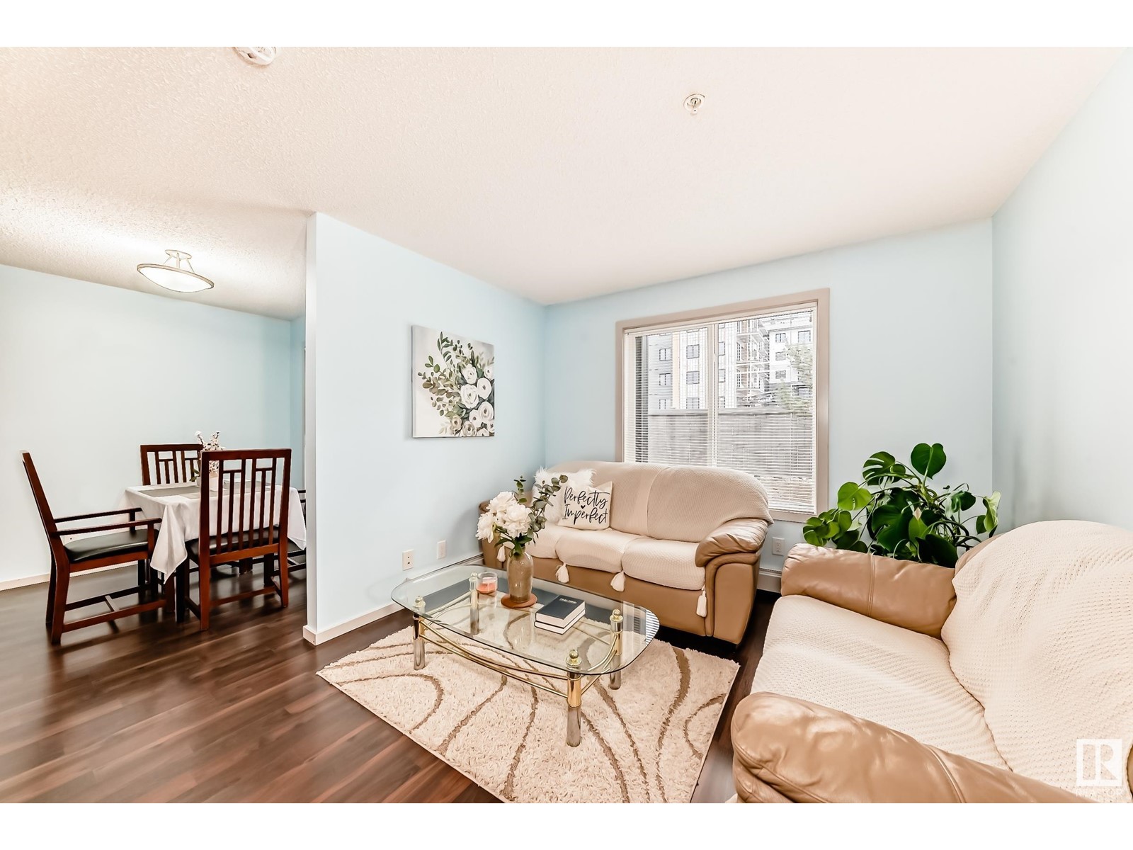 #122 5515 7 AV SW