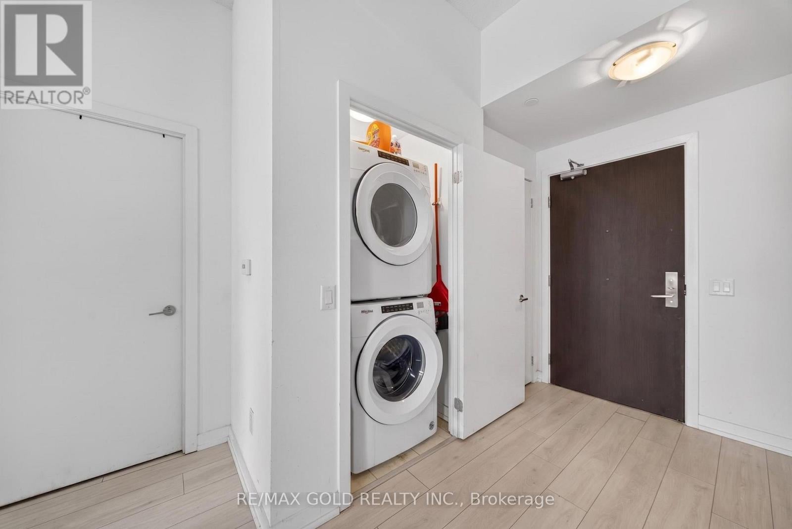 508 - 55 DUKE STREET W