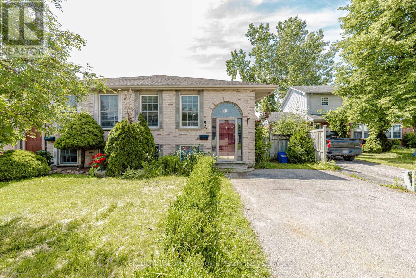 29 JULIA COURT