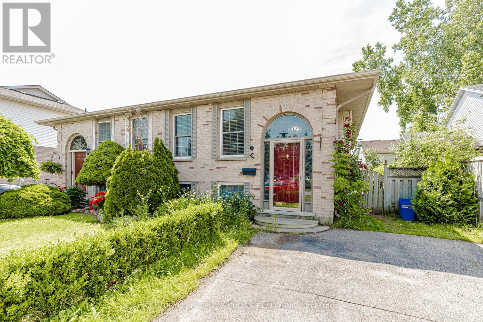 29 JULIA COURT