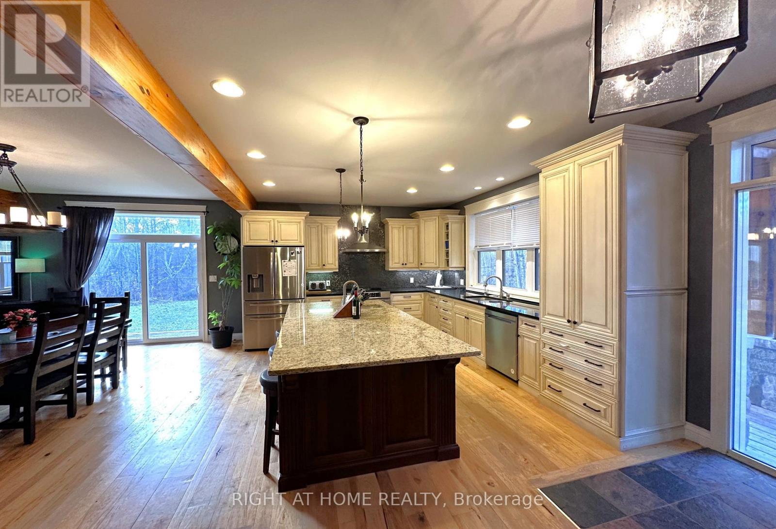 129 BLUE JAY CRESCENT