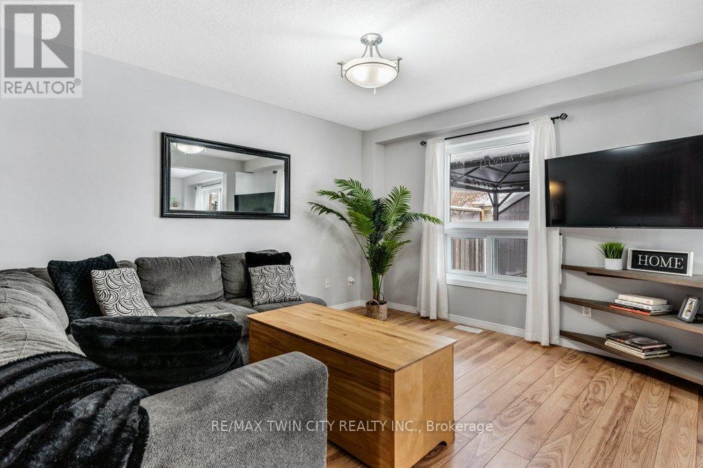 102 MARSTON CRESCENT