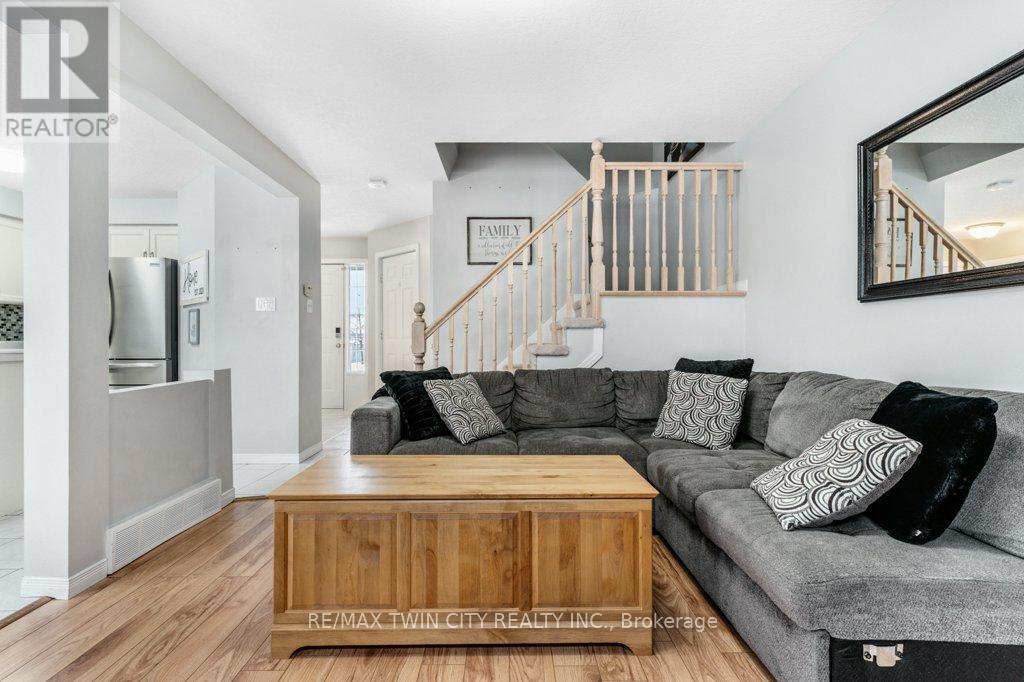 102 MARSTON CRESCENT