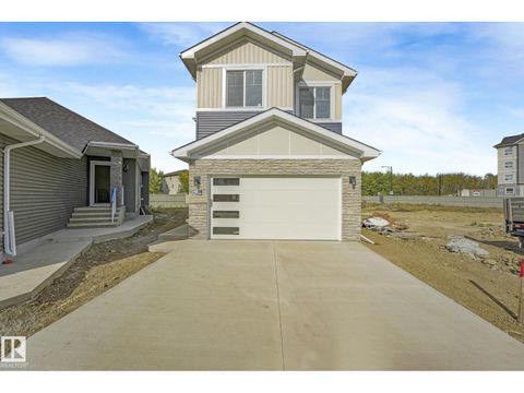 3140 Magpie Wy NW Edmonton AB T5S0E1