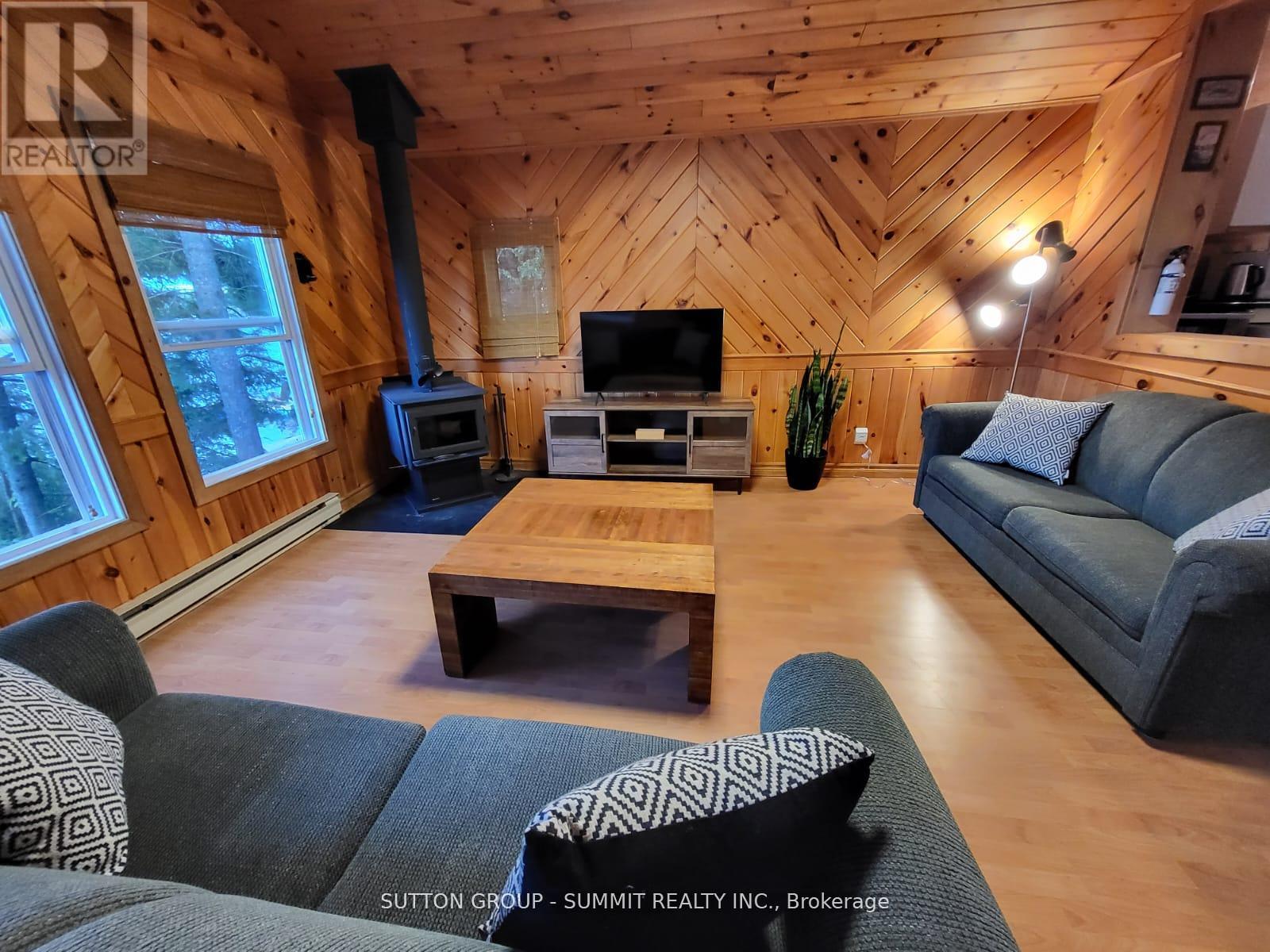 98 WEST HAM LAKE ROAD