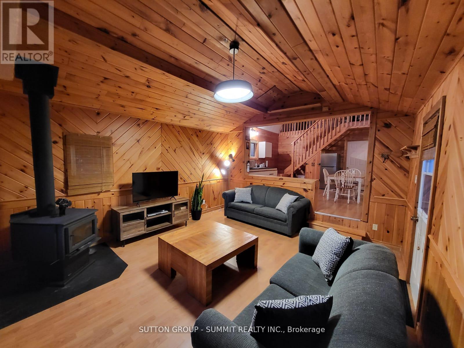 98 WEST HAM LAKE ROAD