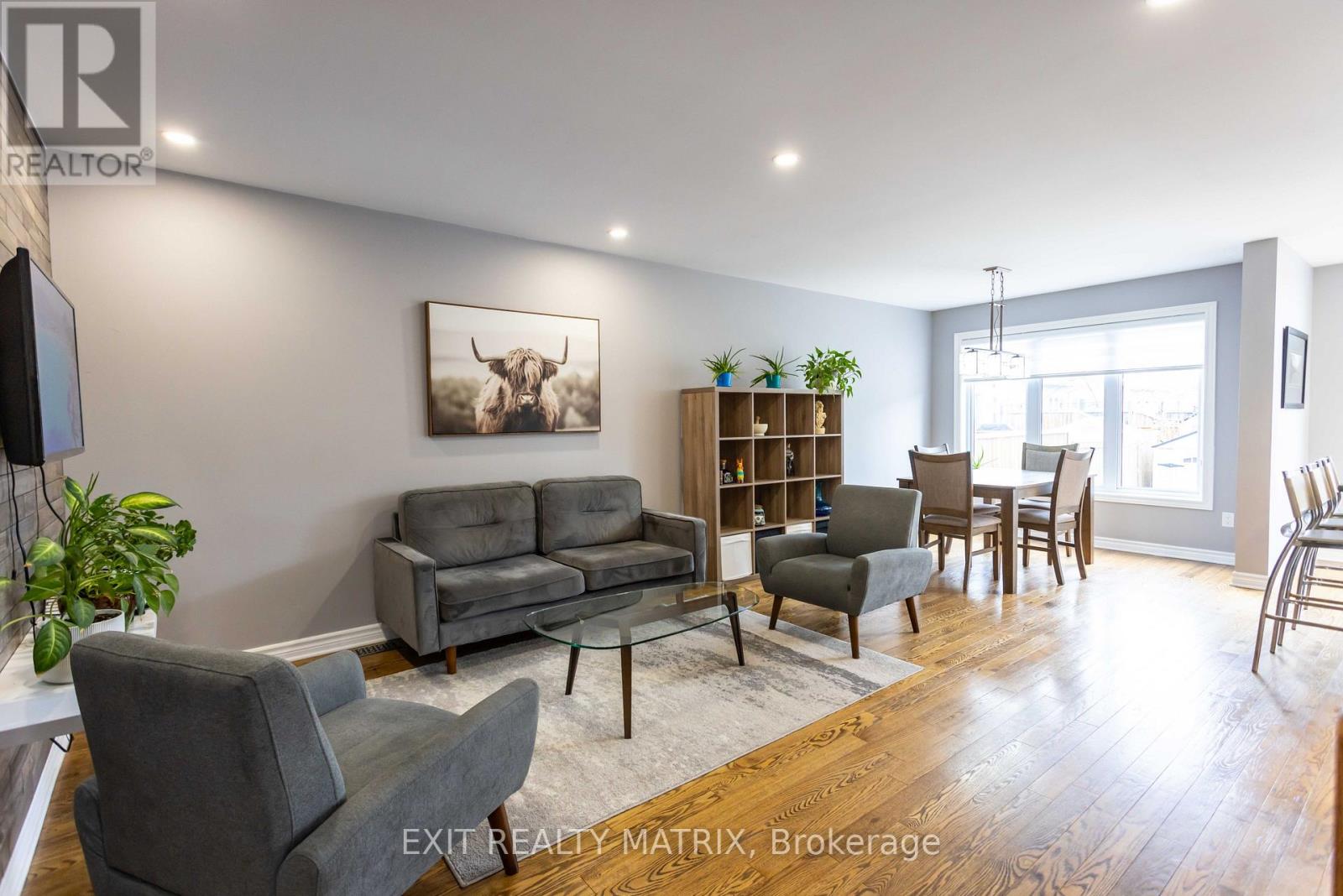 195 TAPLEY PLACE
