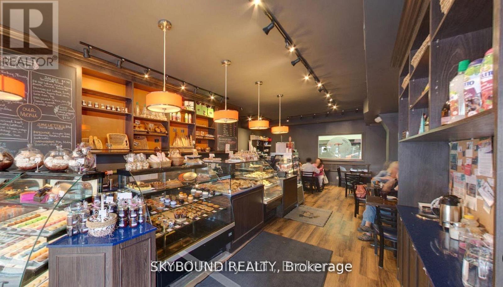 RETAIL AND UPPER - 627 MOUNT PLEASANT ROAD