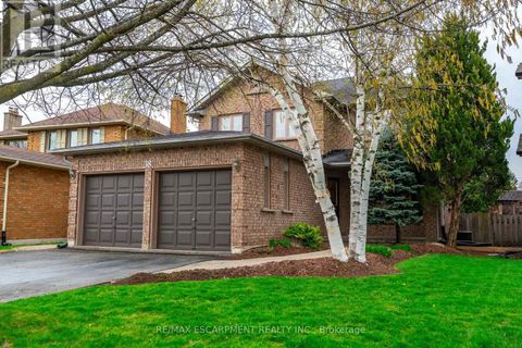 38 FELLOWES CRESCENT Hamilton (Waterdown) ON L8B0M3