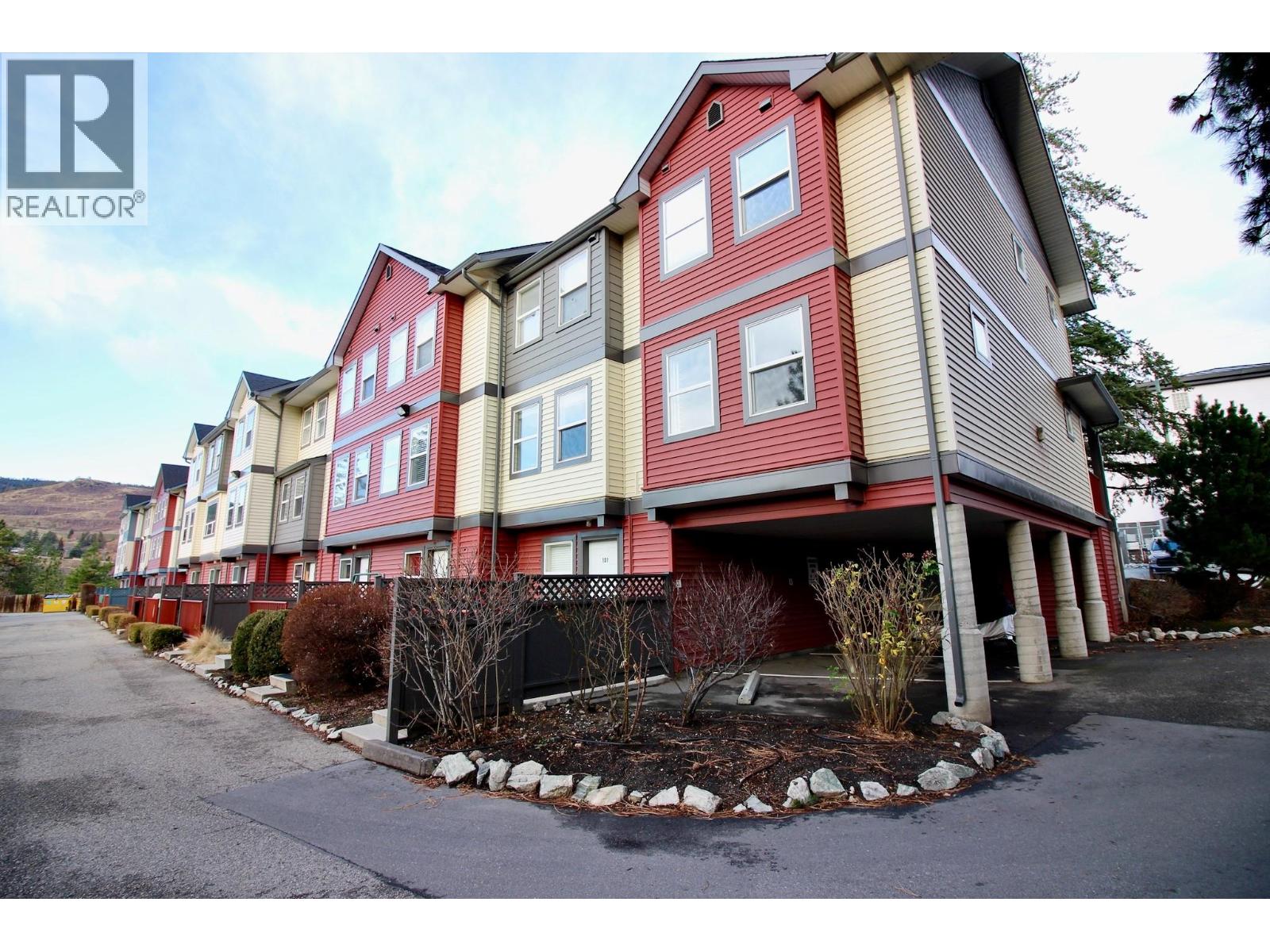 2585 Hebert Road Unit# 121