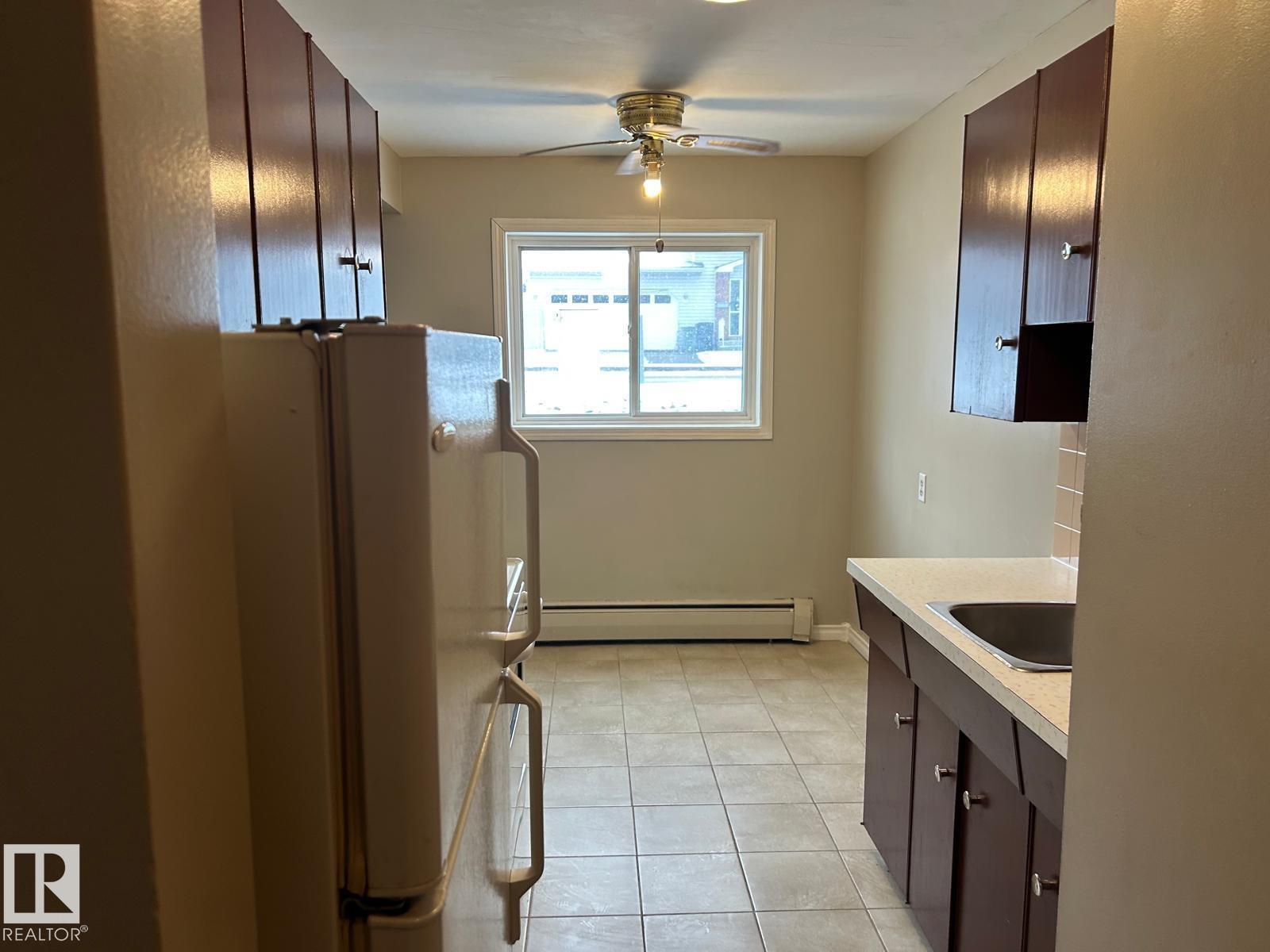 #4 10164 150 ST NW