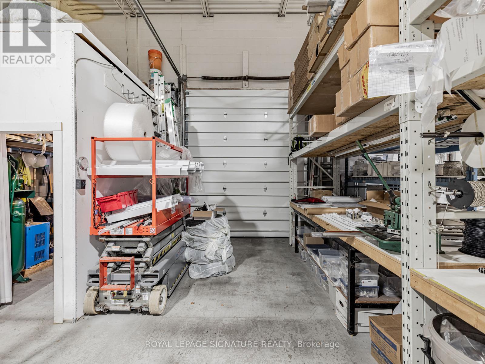 6&7 - 20 HANLAN ROAD
