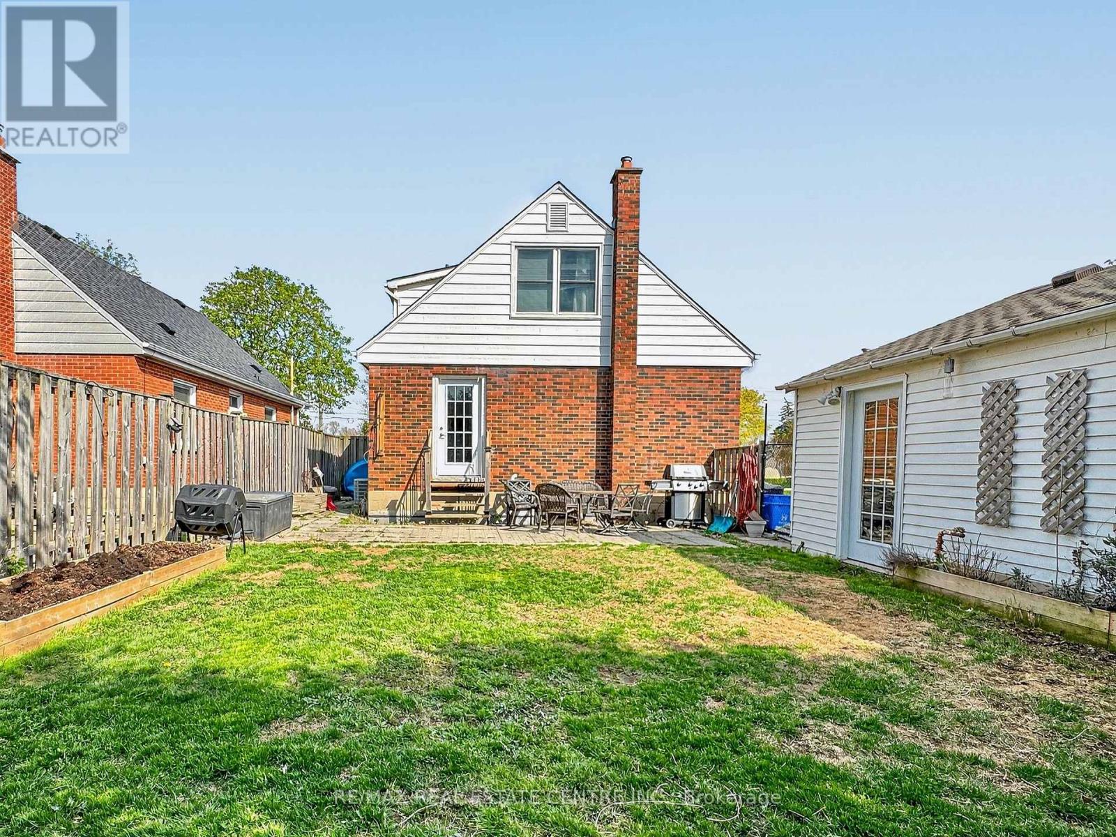 342 EAST 17TH STREET