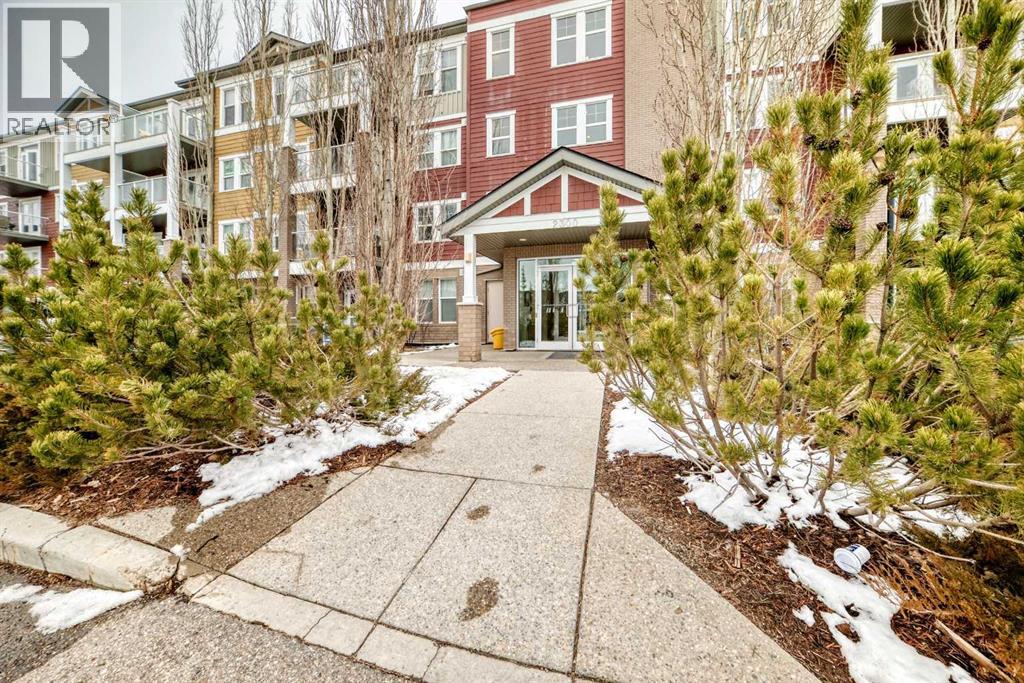 405, 2300 Evanston Square