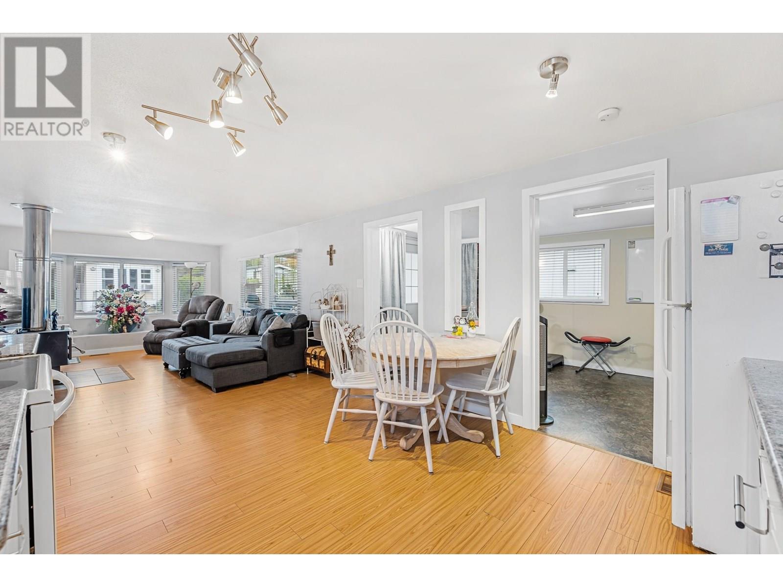 1881 Boucherie Road Unit# 54