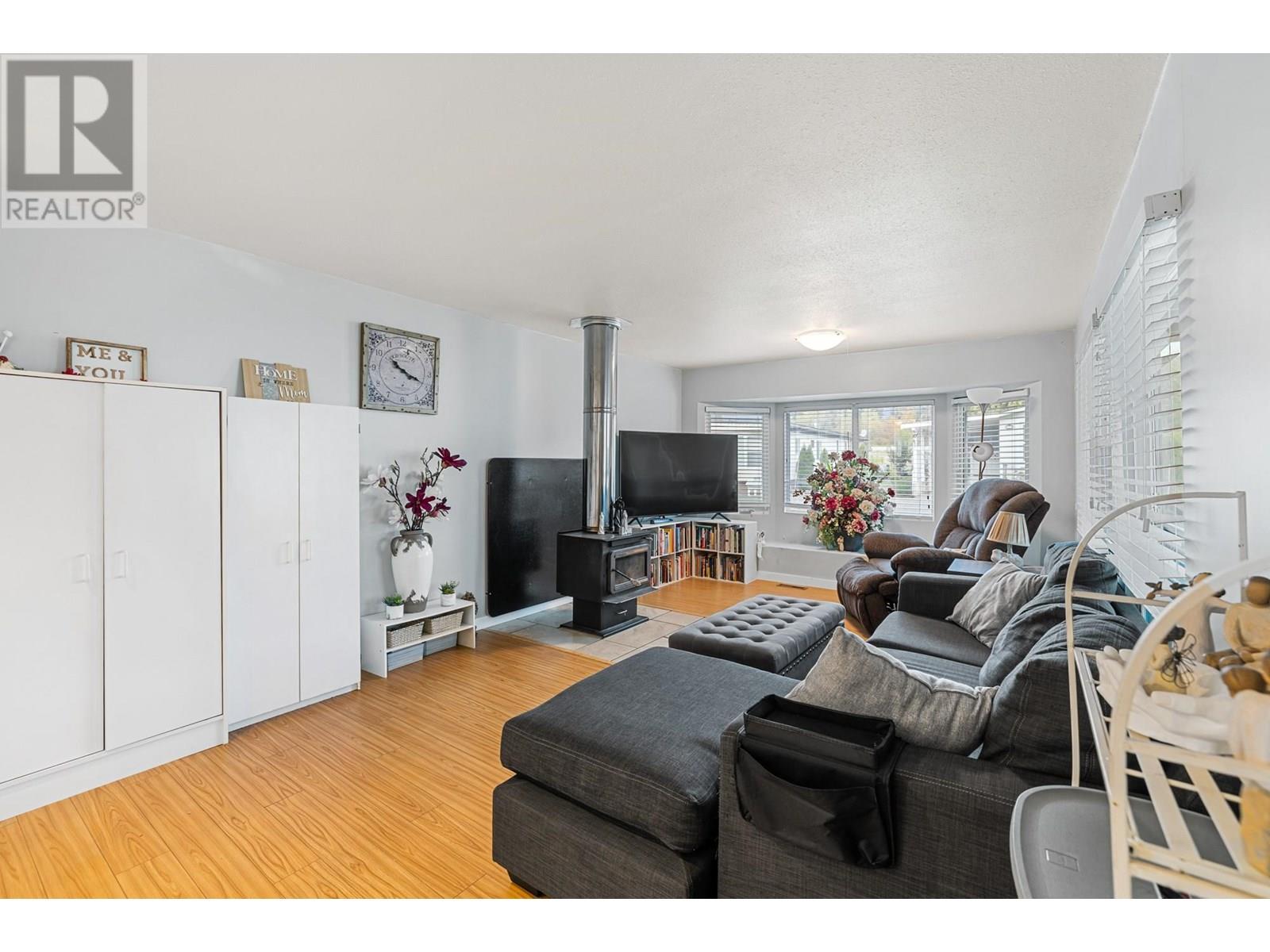 1881 Boucherie Road Unit# 54