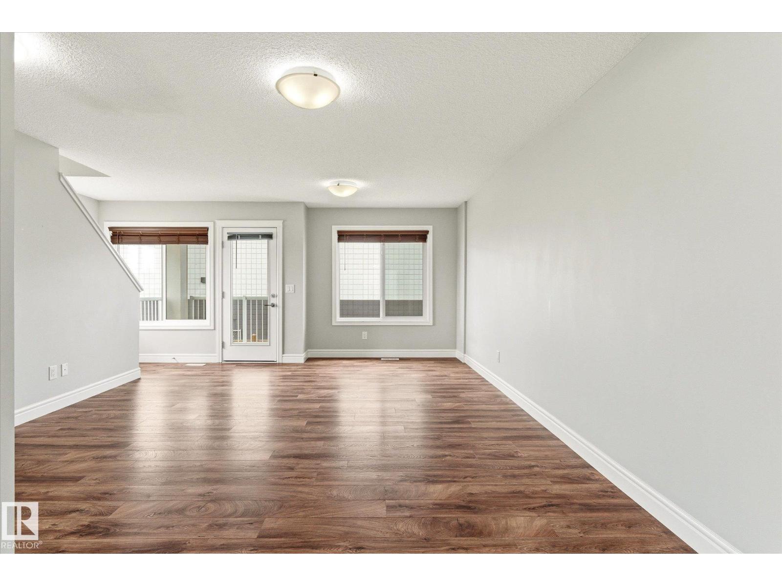 #47 330 BULYEA RD NW