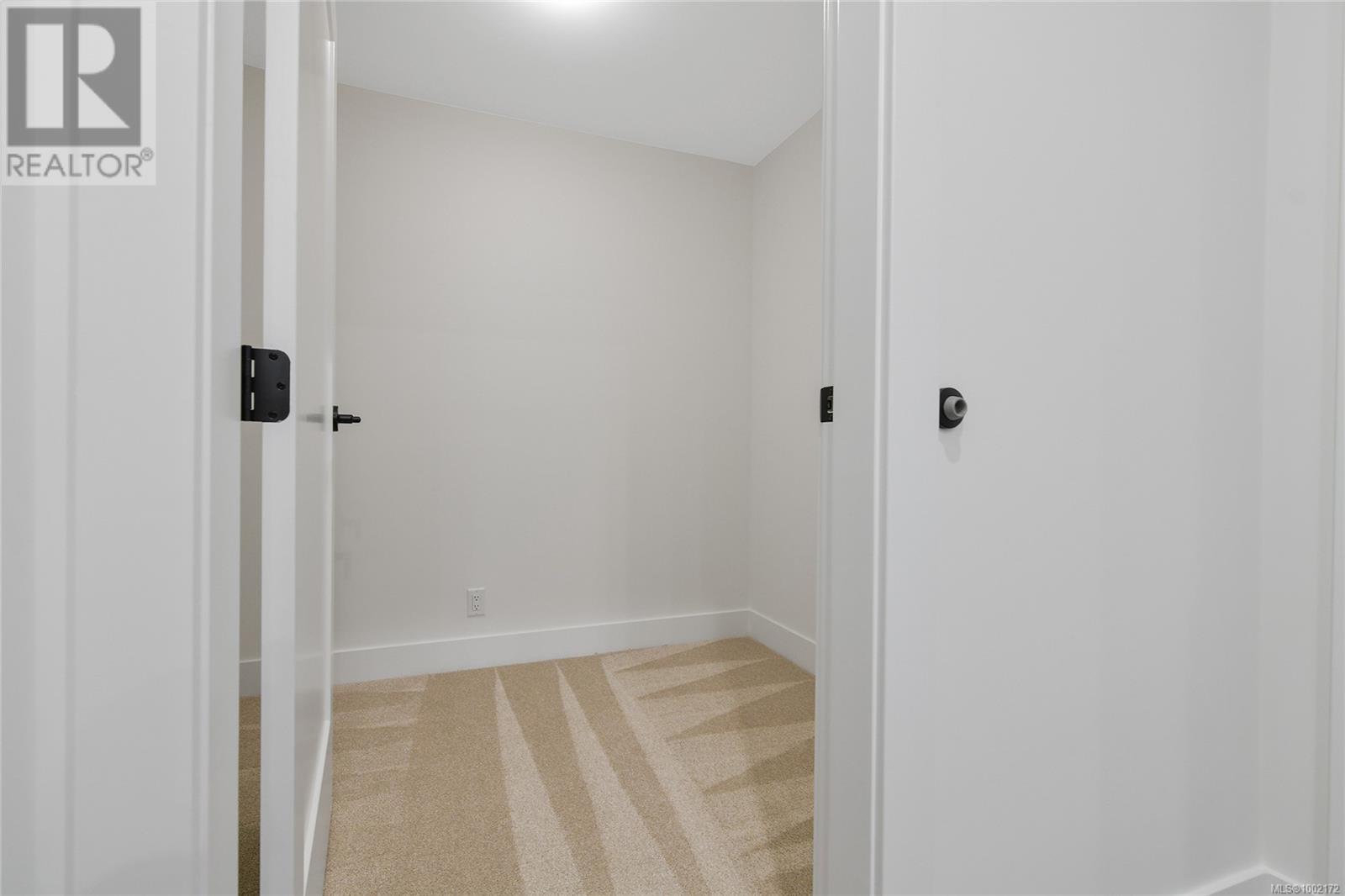 311 1114 Samar Cres