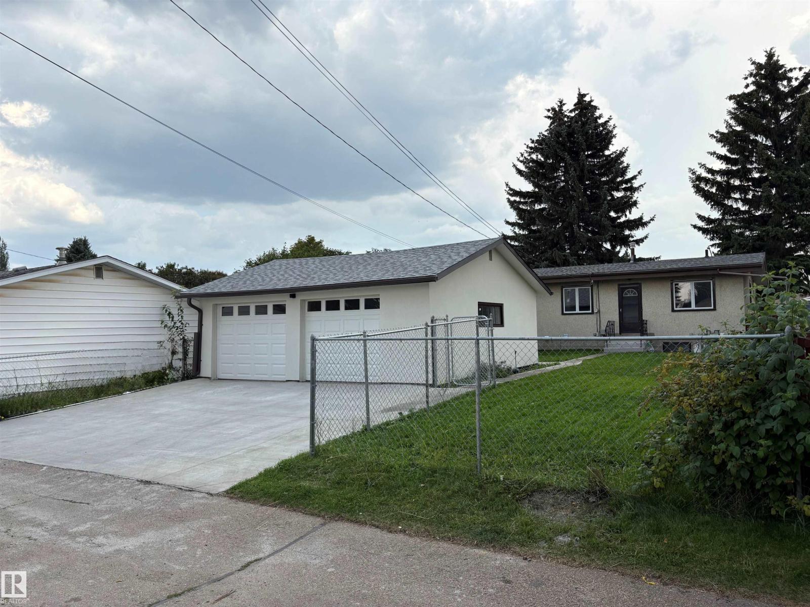 6808 95 AV NW NW