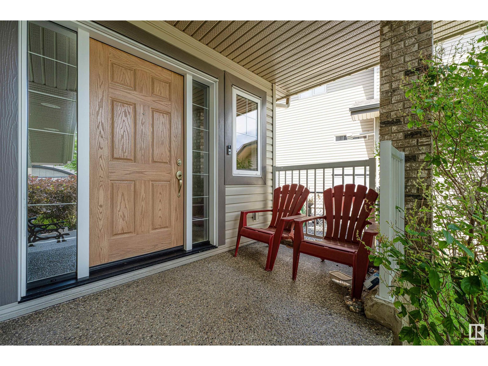 86 OAK VISTA DR