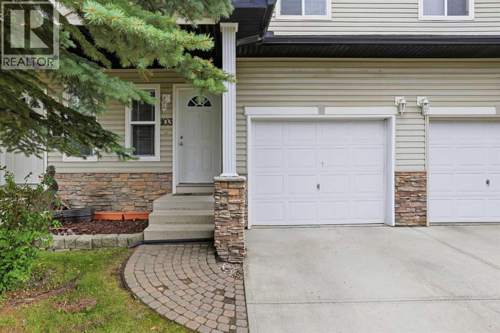 103, 760 Railway Gate SW