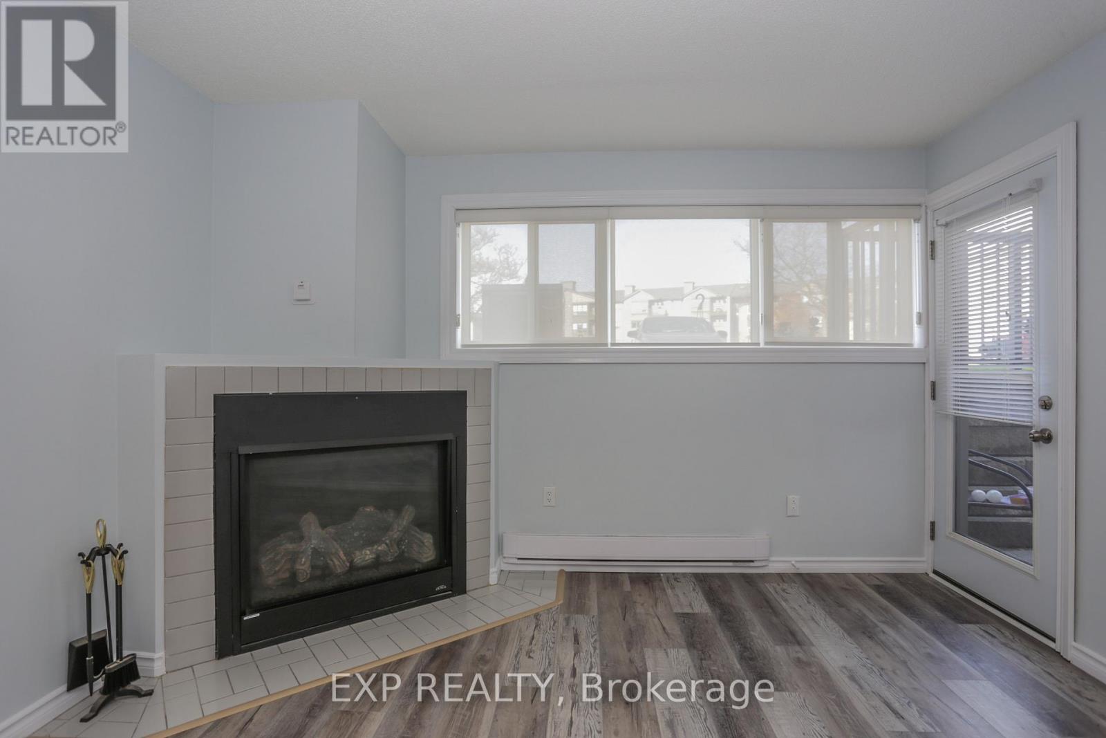 108 - 1 JACKSWAY CRESCENT