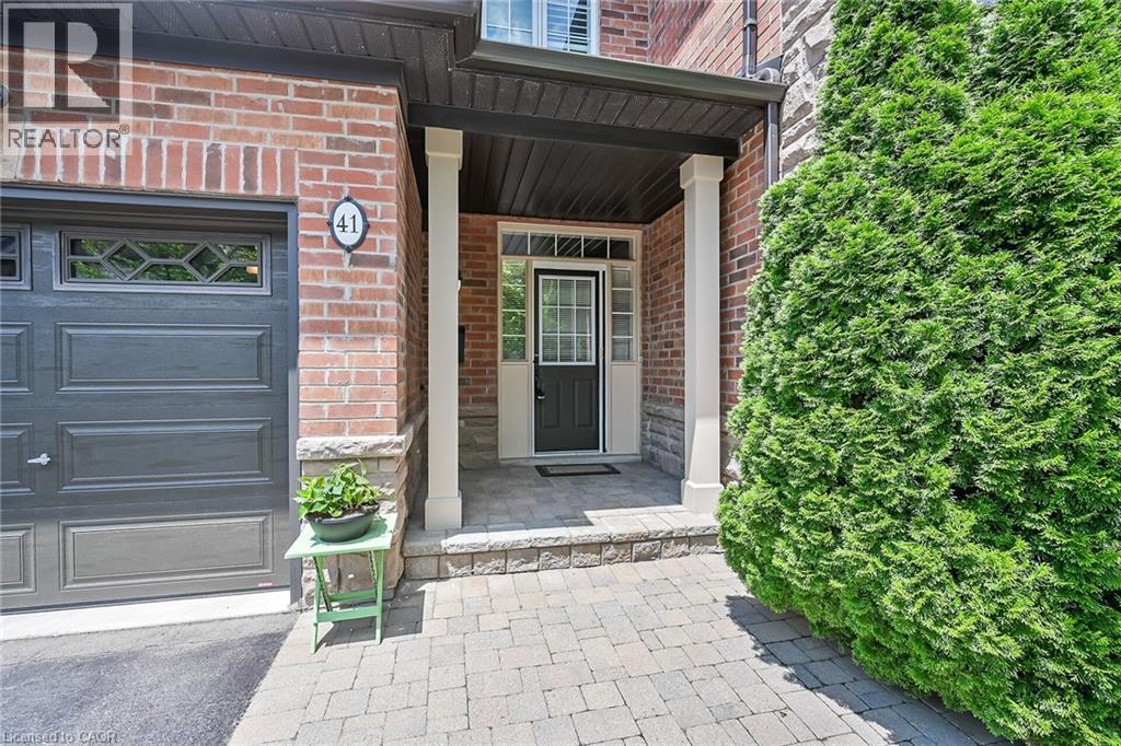 300 RAVINEVIEW Way Unit# 41