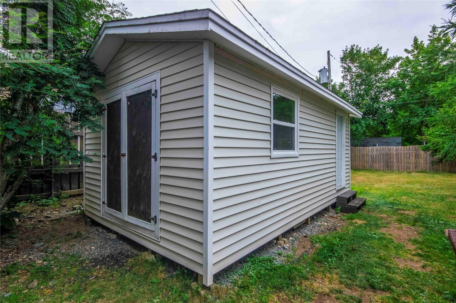 4 Browne Crescent