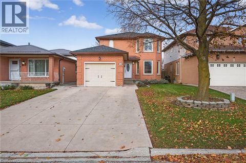 84 BRANTHAVEN Drive Stoney Creek ON L8J2M5