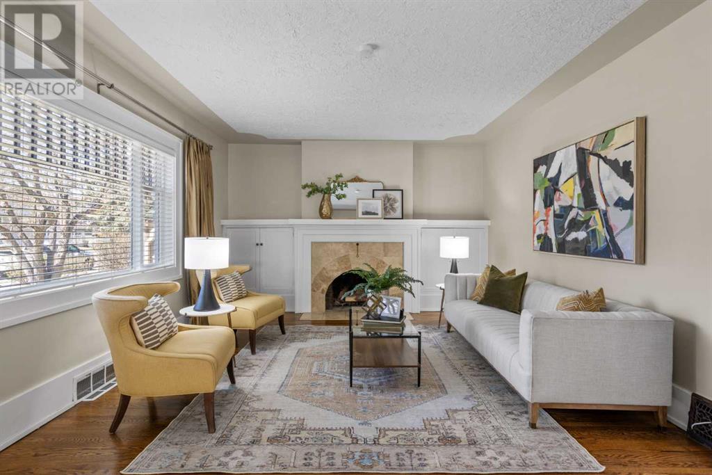 324 Superior Avenue SW