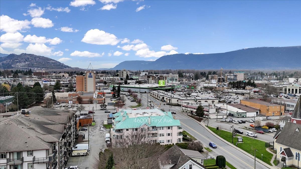 102 46000 FIRST AVENUE|Chilliwack Downtown