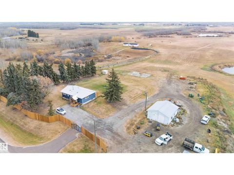 53273 RGE ROAD 215 Rural Strathcona County AB T8E2B4