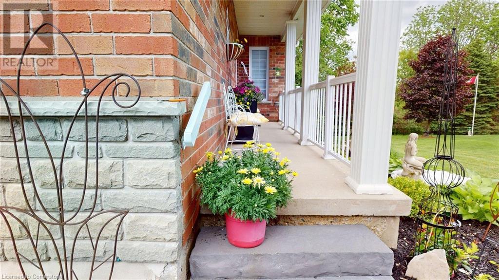 87 SCHRODER Crescent