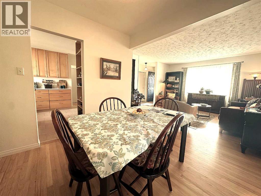 4736 Worcester Drive SW