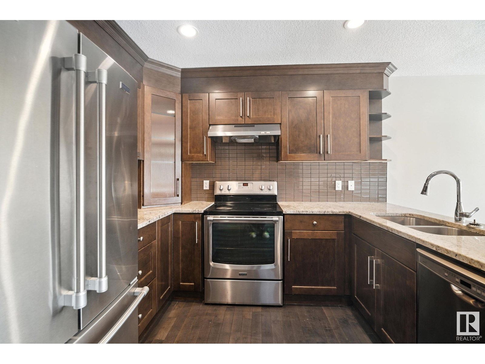 13063 165 AV NW NW