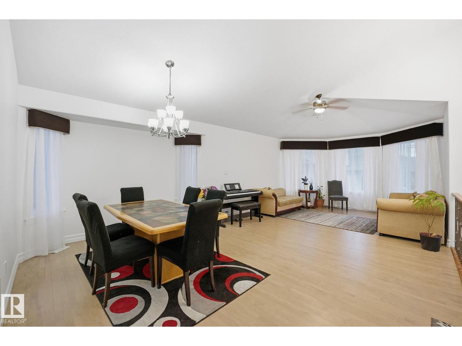 1324 70 ST SW