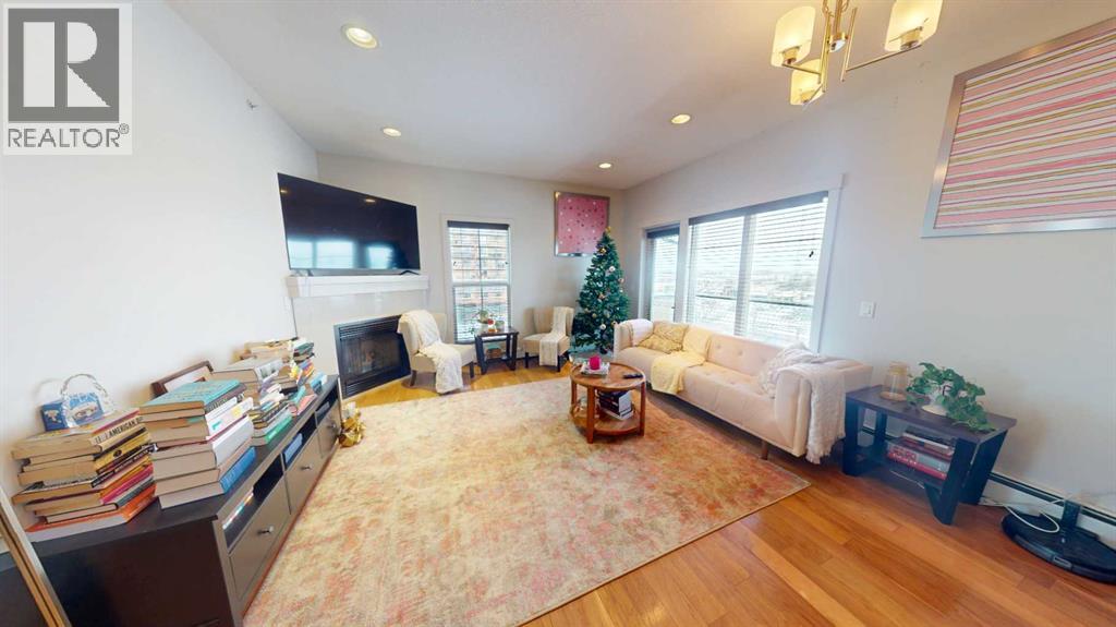 204, 4704 Stanley Road SW